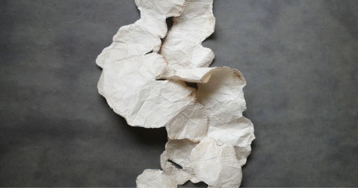 moi.toi. — Gold, Silver, Indigo: A Jewelry Made from Light