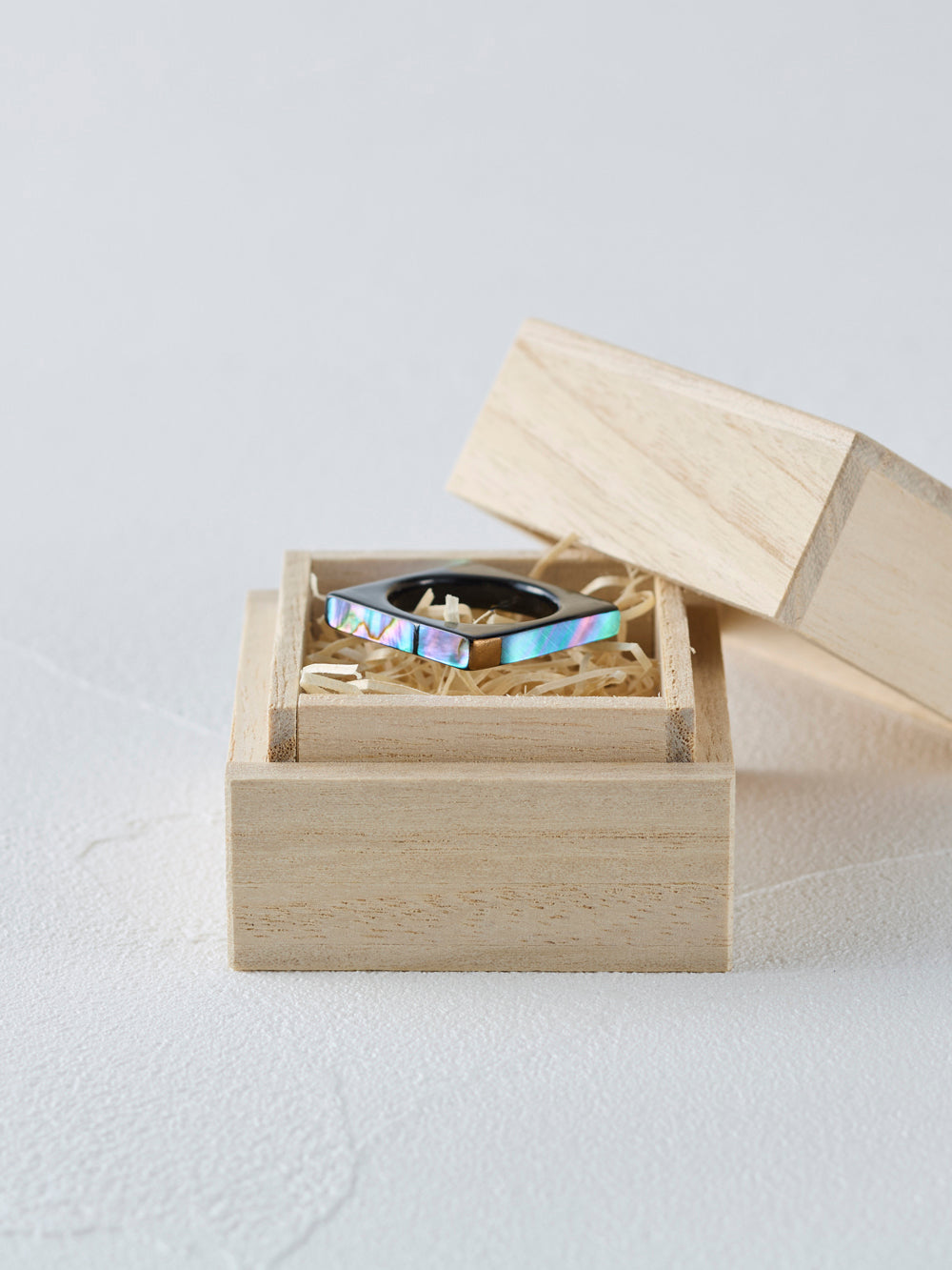 Bijoux Urushi faits à la main ｜ BAGUE 008